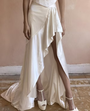 Falda de novia satinada de sharemouse strech con abertura en pierna