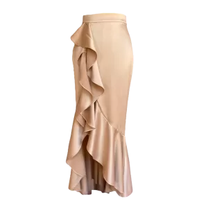 Falda de Satin con olanes y abertura en pierna.
